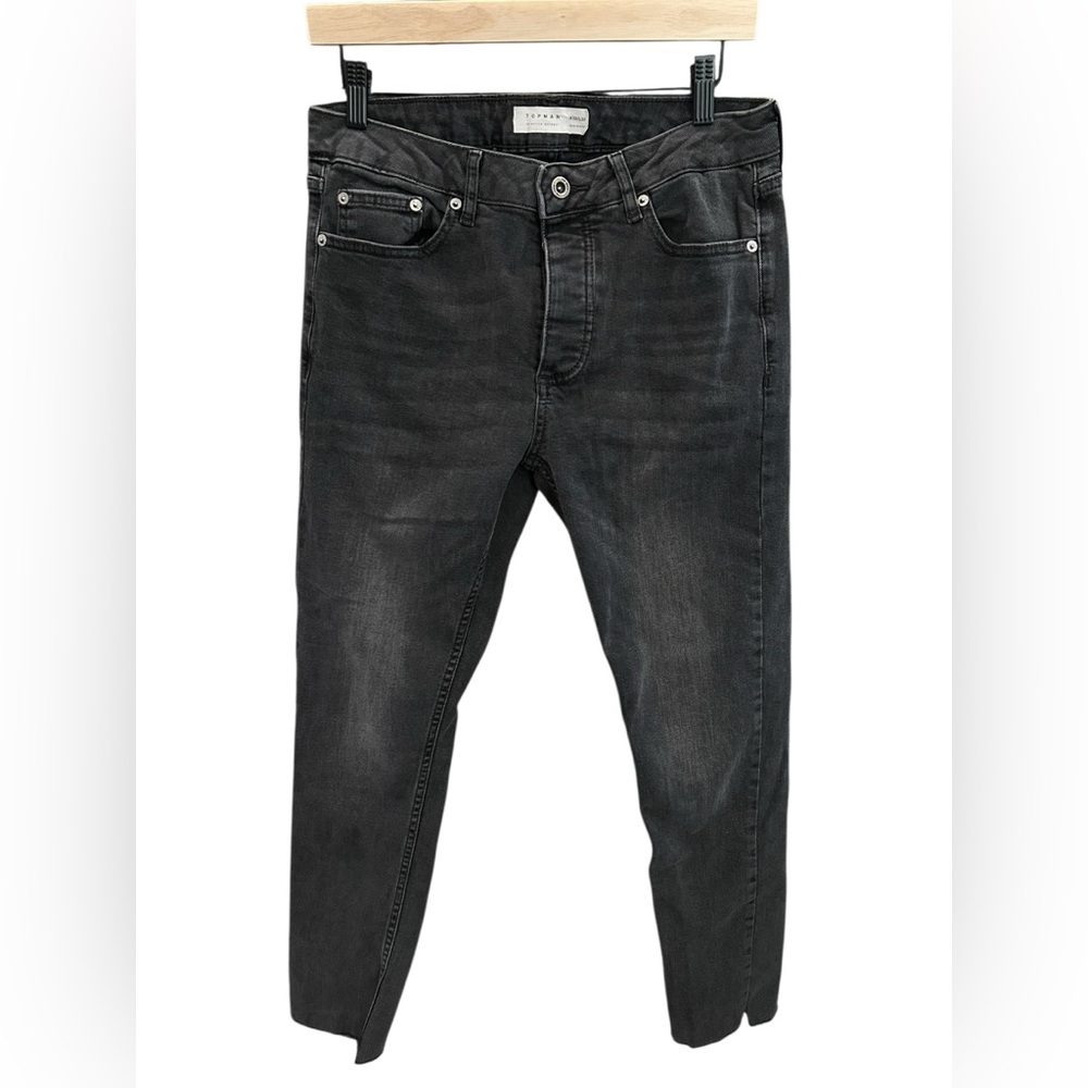 TOPMAN Men’s skinny Black Jeans button fly frayed cuffs 32/30 EUC